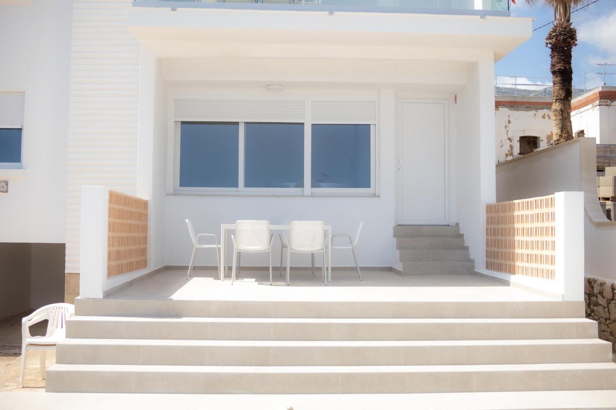 Vistas Y Terraza Panoramica Frente Al Mar En Denia, Las Rotas Bagian luar foto