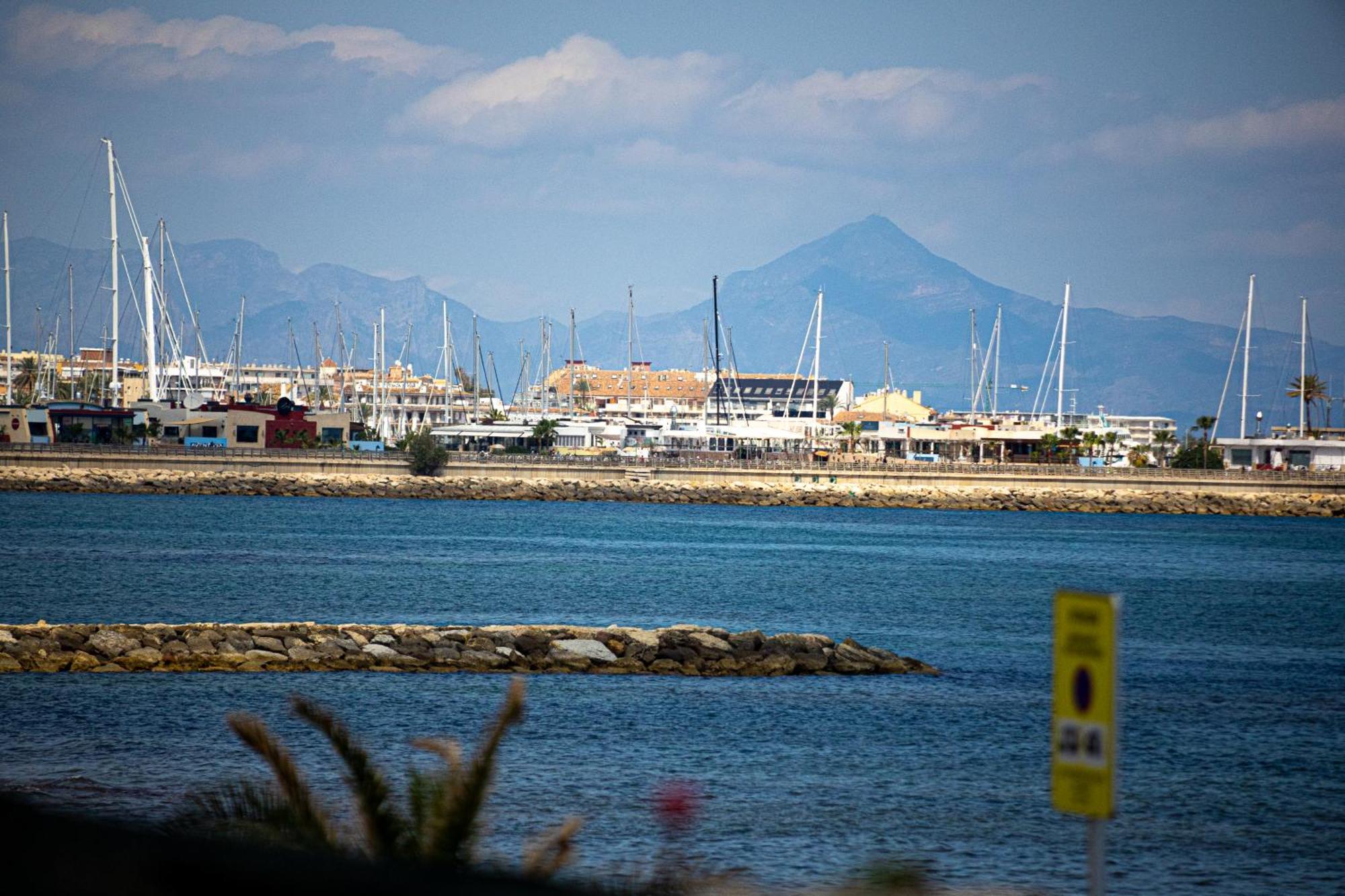 Vistas Y Terraza Panoramica Frente Al Mar En Denia, Las Rotas Bagian luar foto